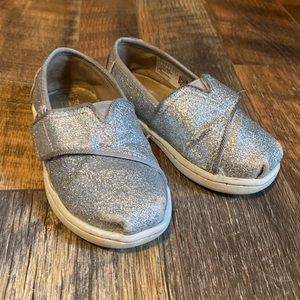 Glitter Toms